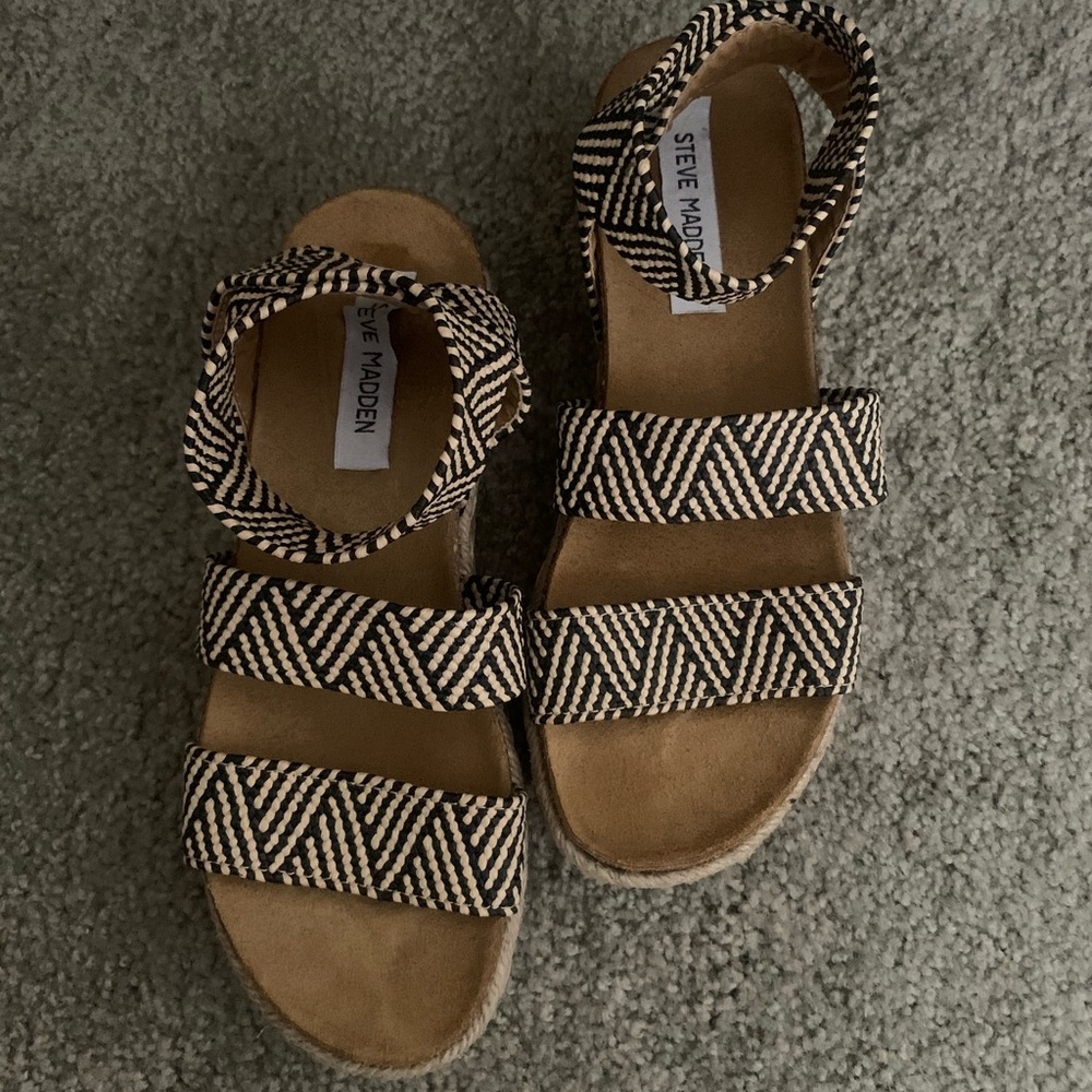 Steve Madden Eapadrille Sandal